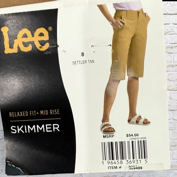 NWT LEE Skimmer Pants/Shorts/Capris Size 8 - Settler Tan - Picture 4 of 5